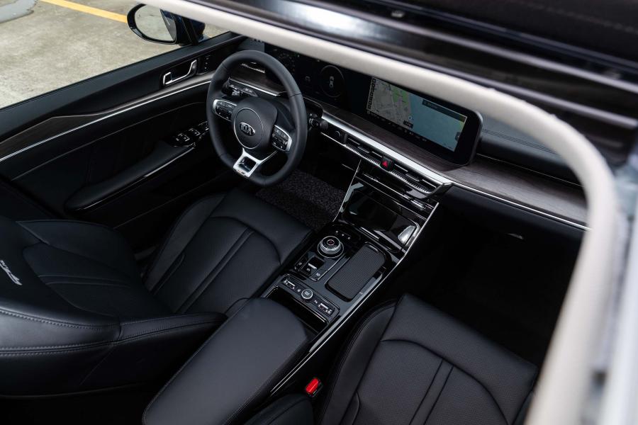 Интерьер Kia K5 GT-Line 2020 года  (CN) (фото 7 из 15)